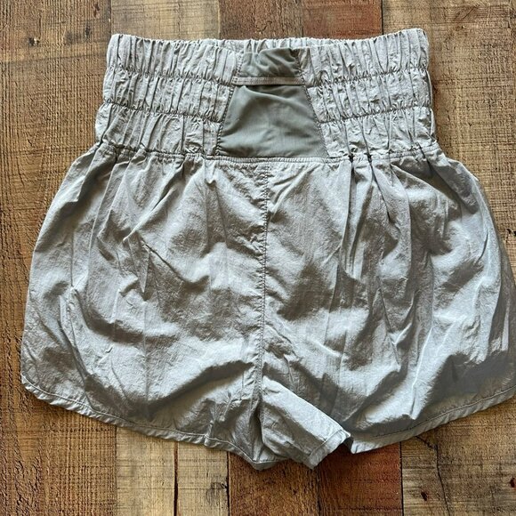 Free People Movement Womens High-Waist Crinkle Gray Shorts Size Large - Picture 7 of 10